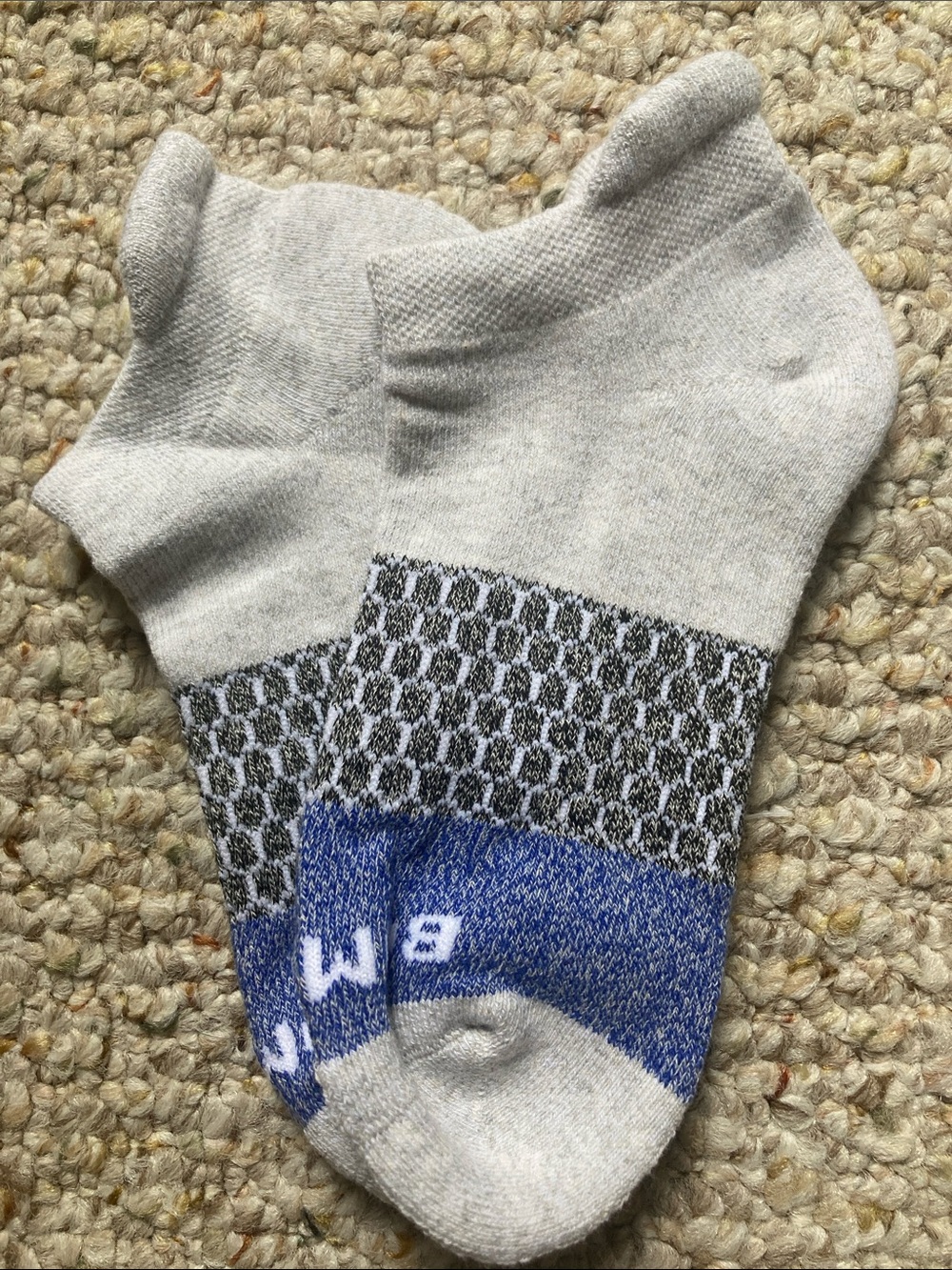 Bombas Low-Cut Athletic Socks in Light Gray with Blue Accent